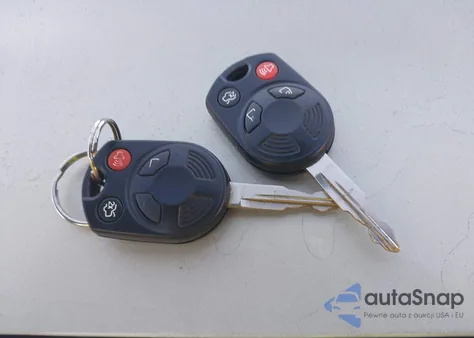 2012 Ford Escape Limited z USA, uszkodzony, nr VIN 1FMCU9EG1CKA70204